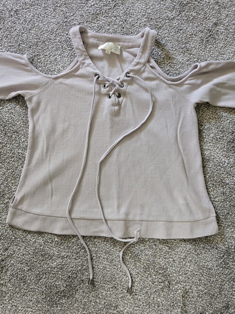 J.O.A. Ribbed Lace-Up Cold-Shoulder Top in Dusty Lavender